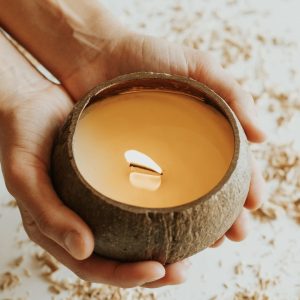 Κερί καρύδας με άρωμα σανδαλόξυλο